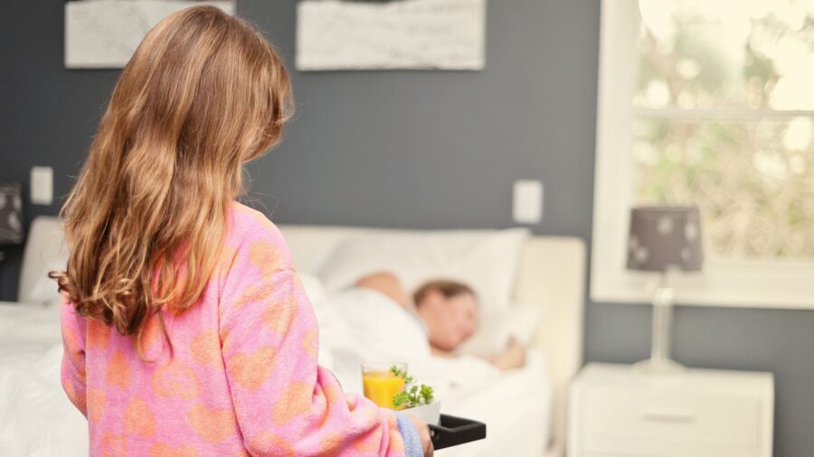 De beste tip voor Moederdag: laat mama eens uitslapen