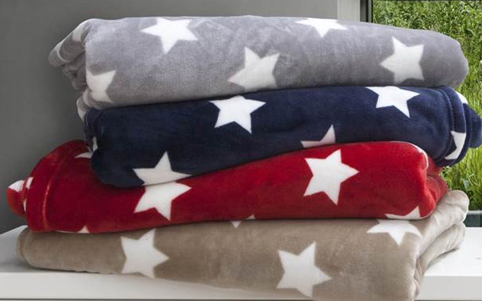 Face to Face Star fleece plaid