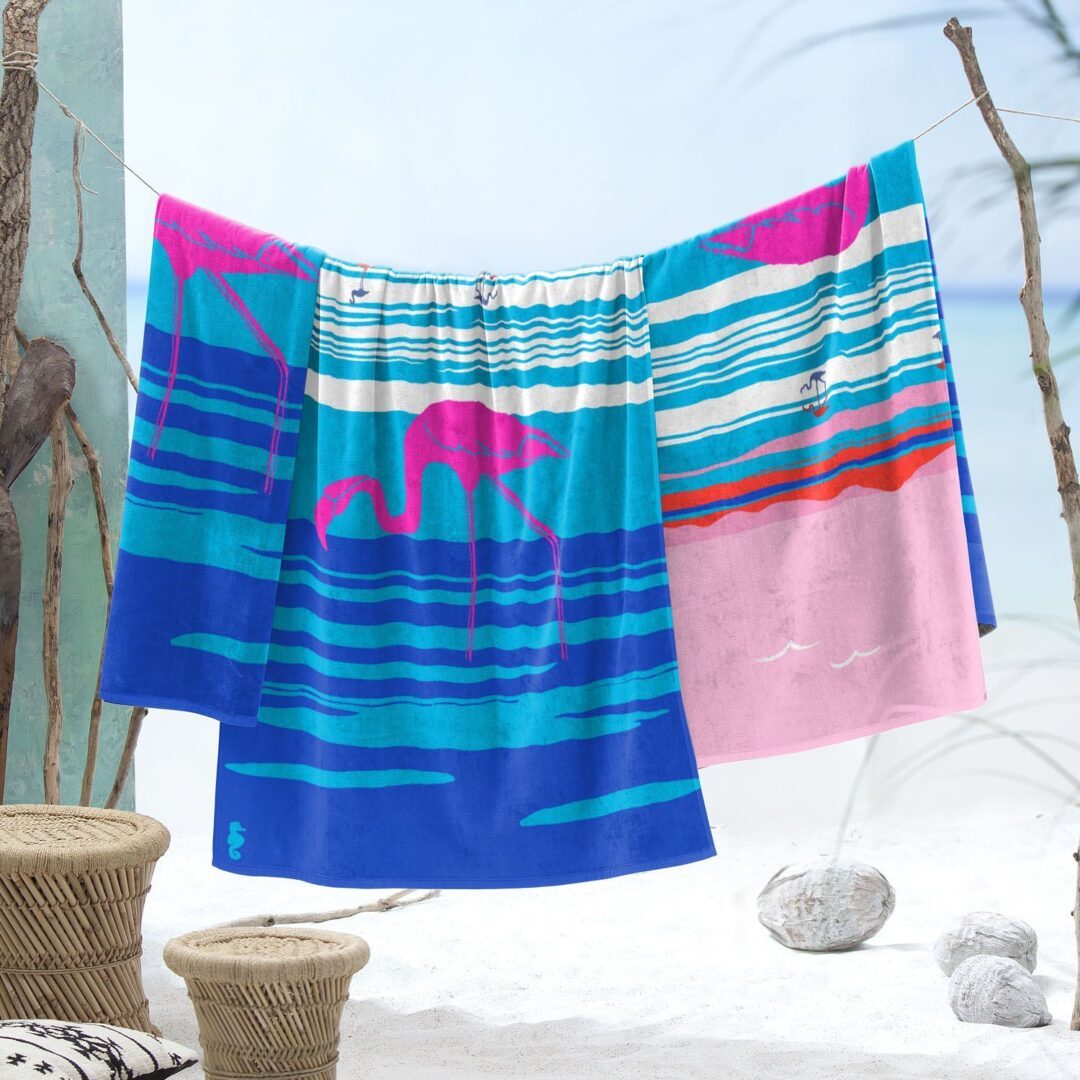 Seahorse Panorama strandlaken - flamingo