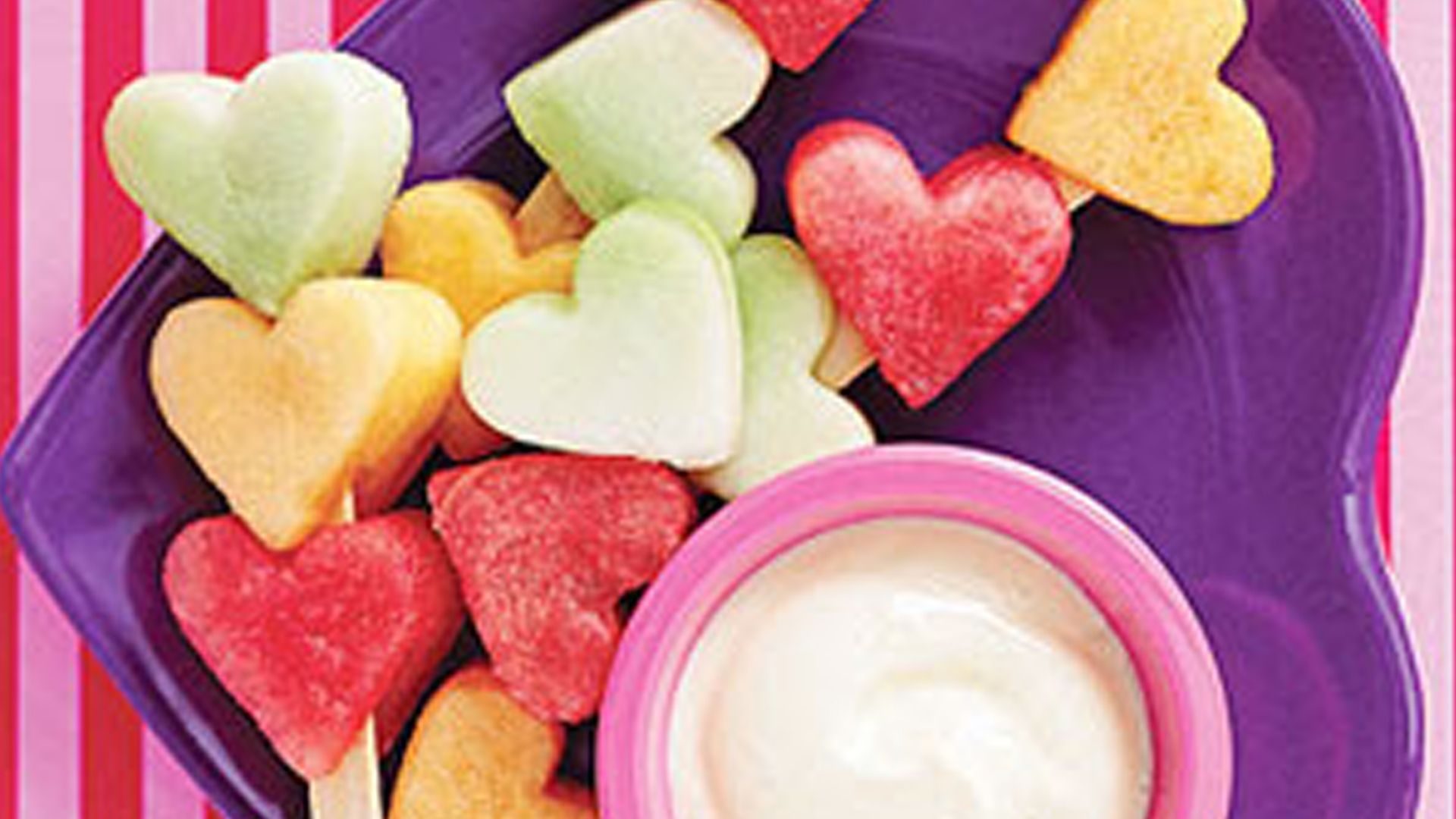 Yoghurt met hartjesfruit