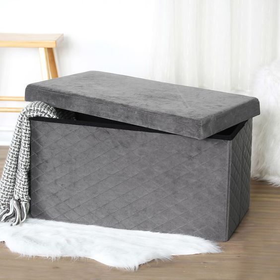 Multifunctionele opbergpoef