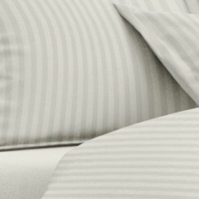 Een elegante slaapkamer met Satin d’Or