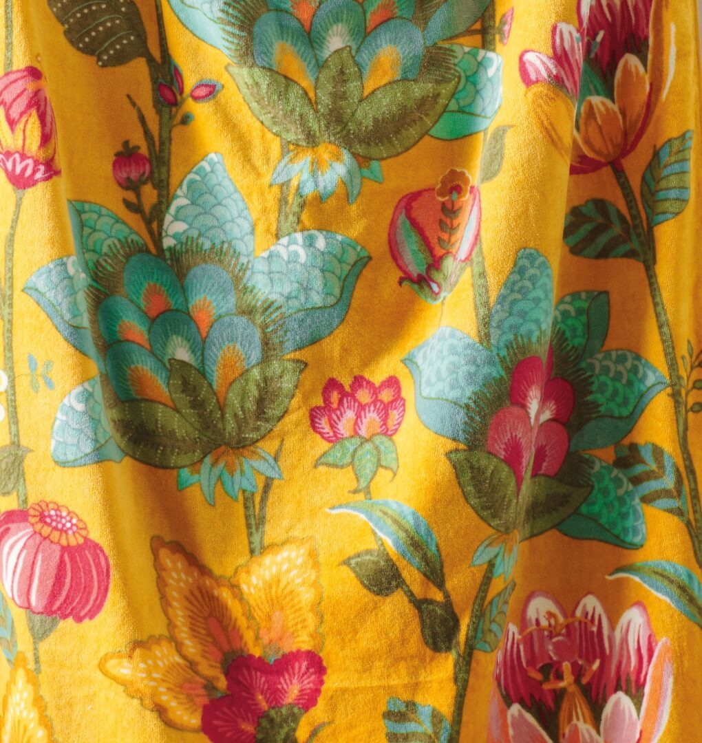 Pip Studio Sunny Side Up strandlaken - geel