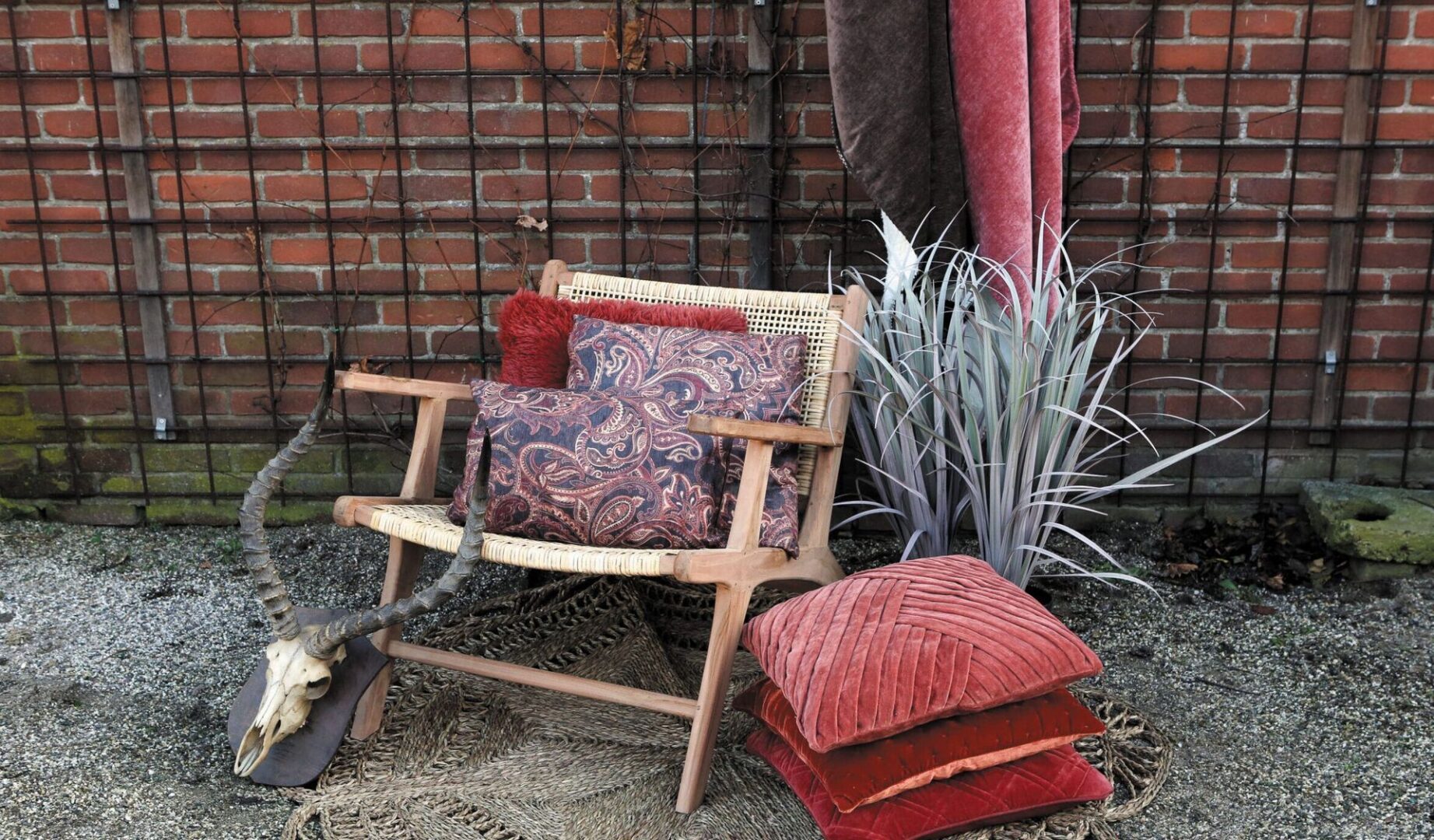 Unique Living plaids