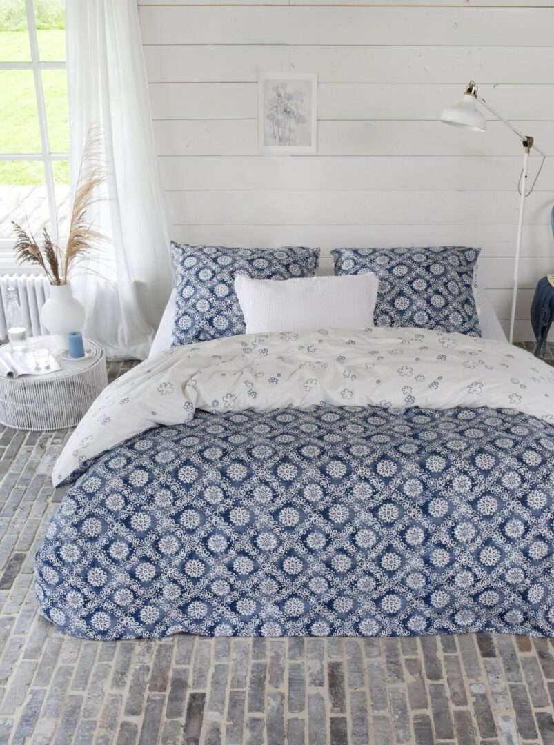 Walra Crossed Flowers dekbedovertrek