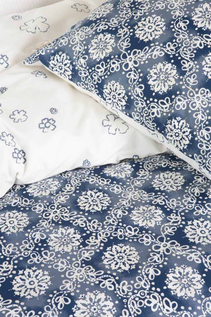 Walra Crossed Flowers dekbedovertrek