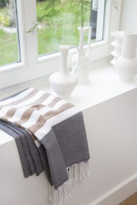 Sunshade Happiness hamamdoek off black