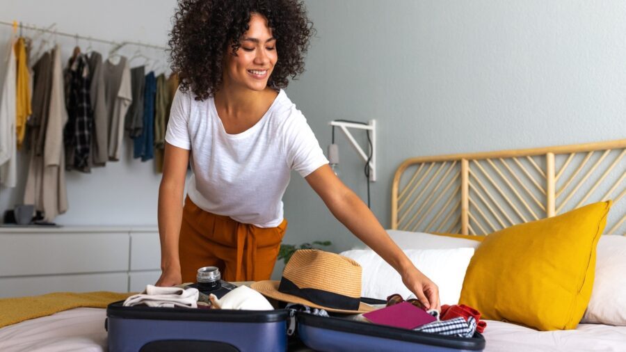 De voordelen van reizen met je eigen kussen