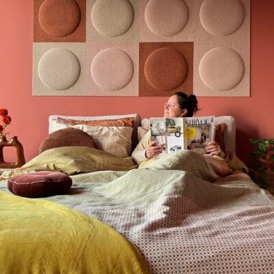 Binnenkijken: Ontdek de sfeervolle slaapkamer van Lonneke