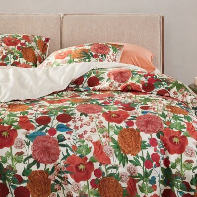 Trend: een bloemenzee op bed