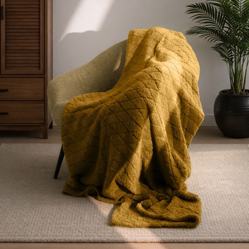 Unique Living Ezra plaid