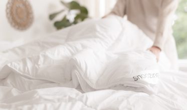 Het hele jaar door slaap je heerlijk onder een 4-seizoenen dekbed. Door de verschillende delen kun je makkelijk variëren met de warmte van het dekbed.