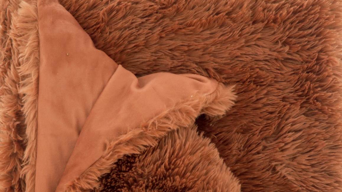 Unique Living Olaf fleece plaid