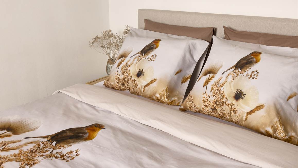 Snoozing White Poppy dekbedovertrek