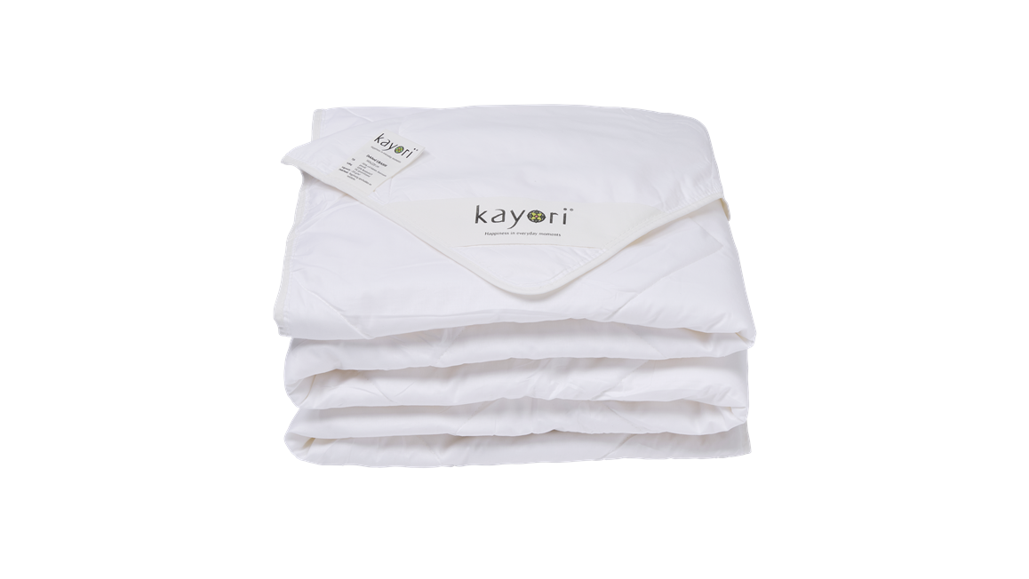 Kayori Ubashi bamboe zomerdekbed
