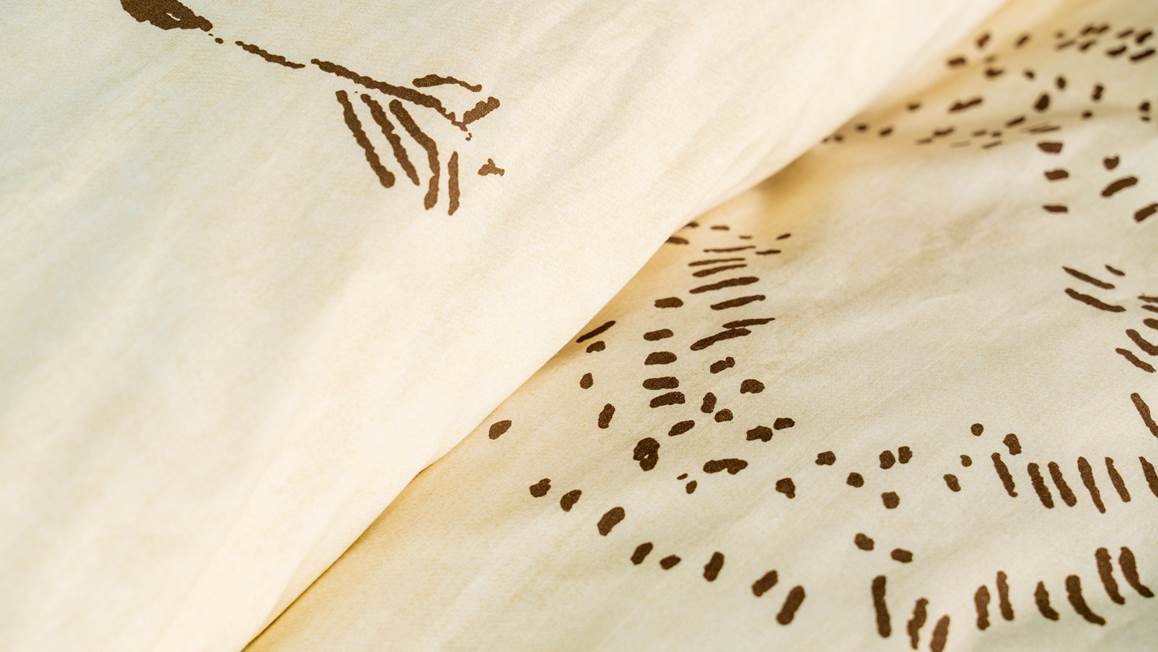 Kayori Mira dekbedovertrek