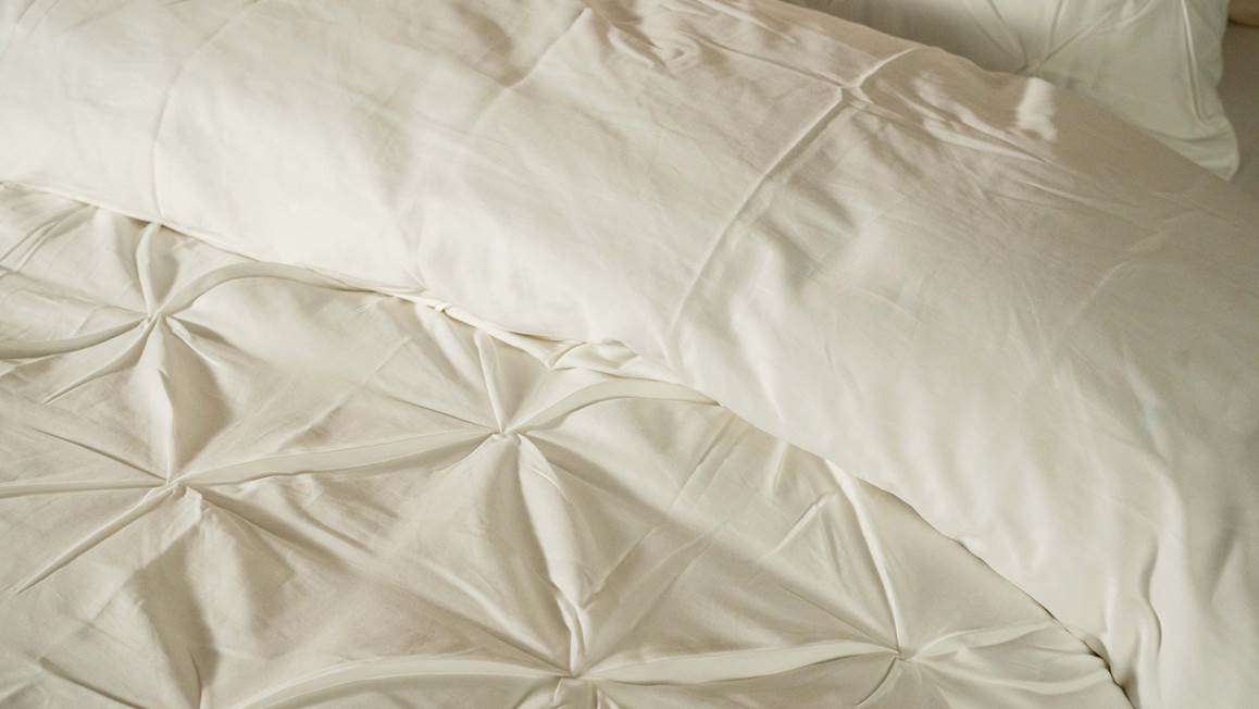 Kayori Matsu dekbedovertrek