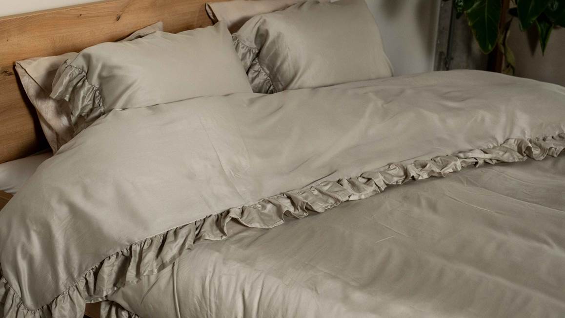 Kayori Oda dekbedovertrek