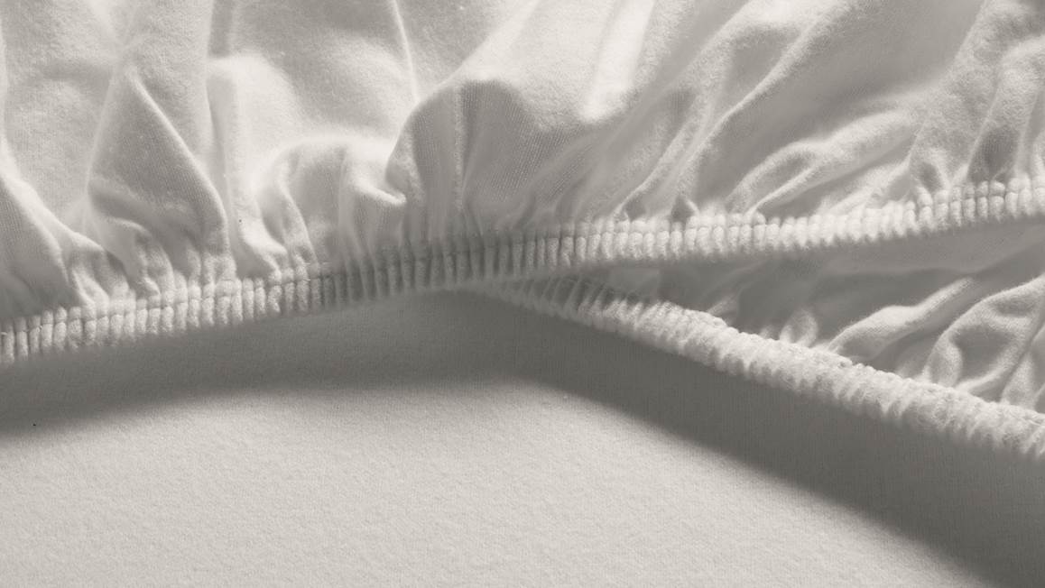 Snoozing flanel topper hoeslaken