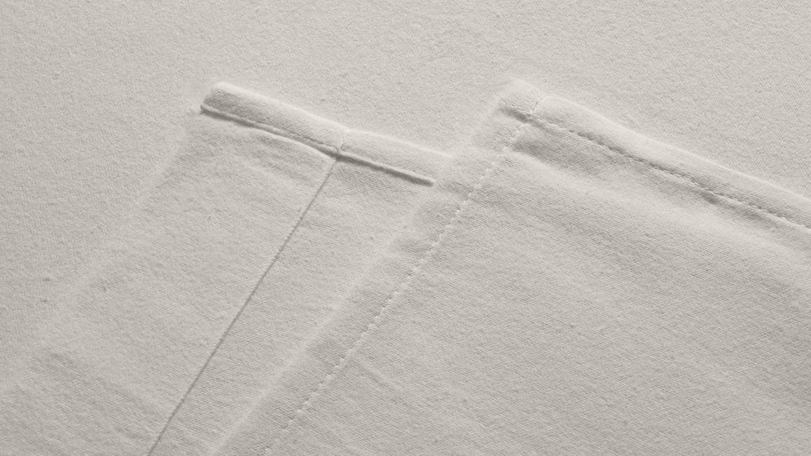 Snoozing flanel hoeslaken