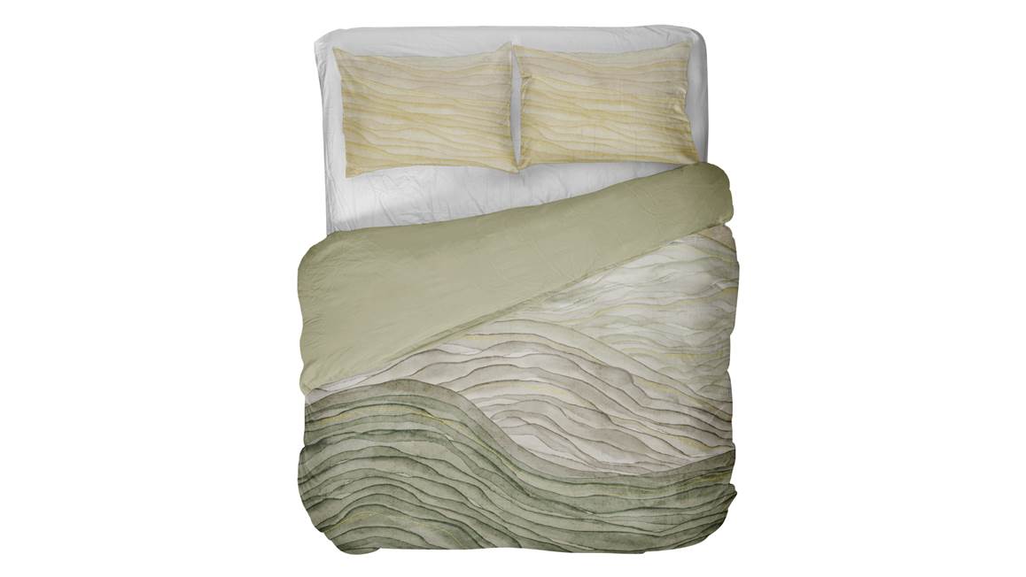 Kayori Zaki dekbedovertrek