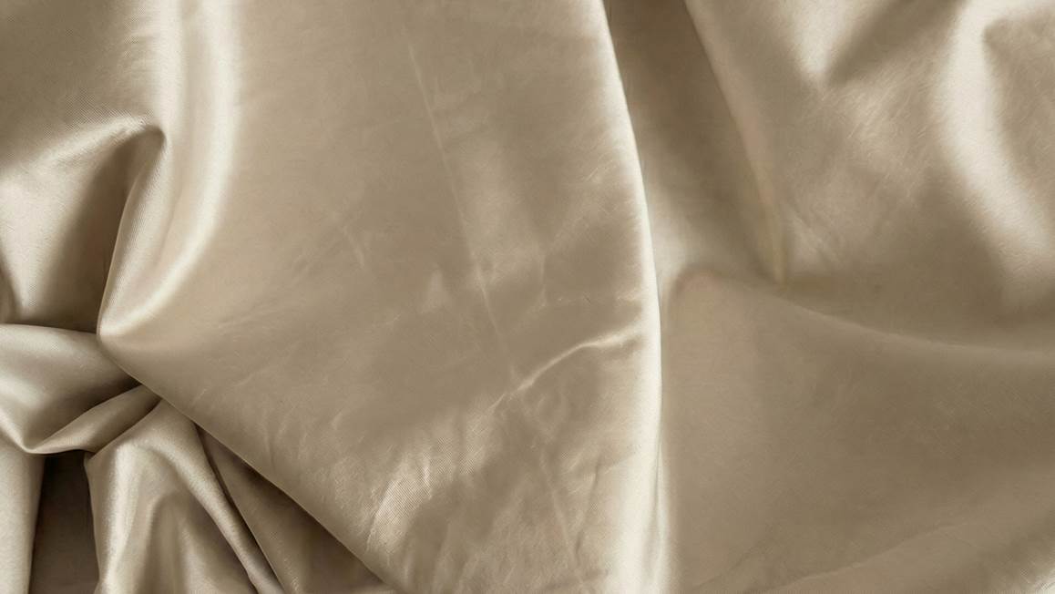 Kayori Saya katoen-satijn topper hoeslaken