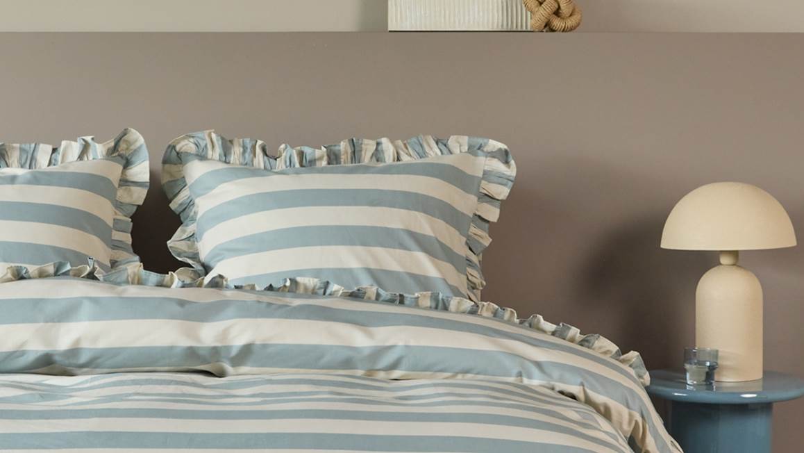 Ambiante Striped Ruffle dekbedovertrek