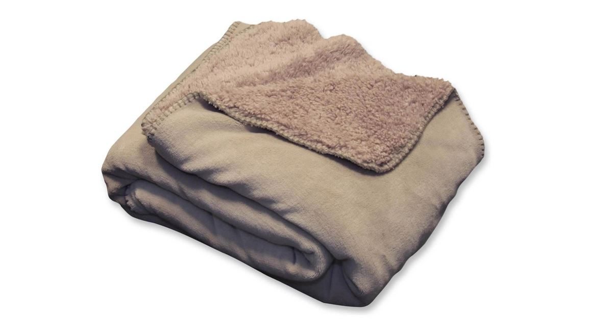 Unique Living Tavi fleece plaid