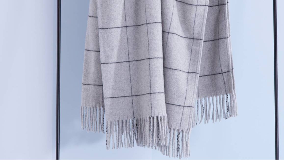 Damai Frame plaid