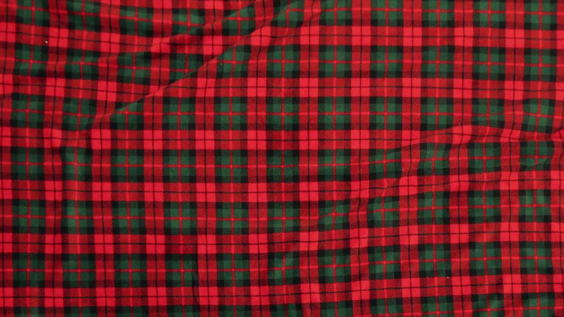 Unique Living Falun fleece plaid