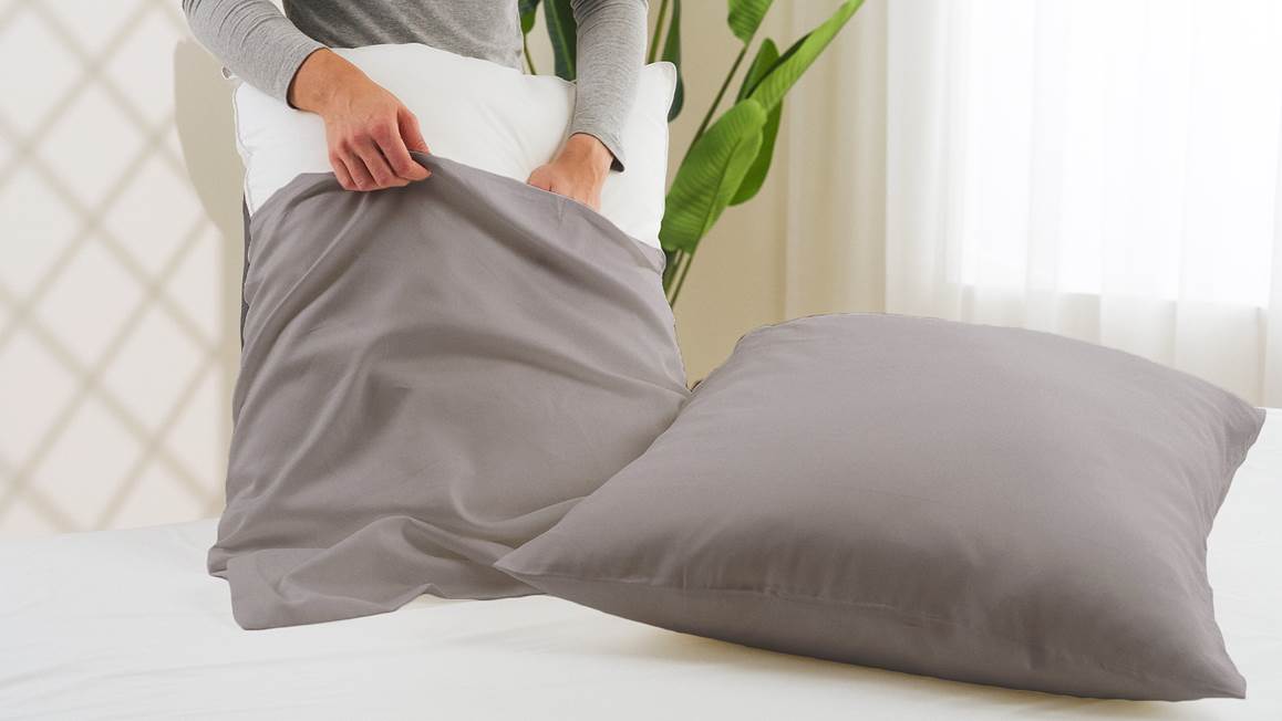 Snoozing katoen-satijn kussenslopen (set van 2)