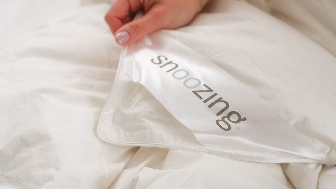 Snoozing Matterhorn donzen 4-seizoenen dekbed