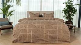 Kayori Haya dekbedovertrek