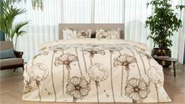 Kayori Mira dekbedovertrek