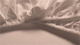 Snoozing flanel topper hoeslaken