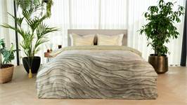 Kayori Zaki dekbedovertrek