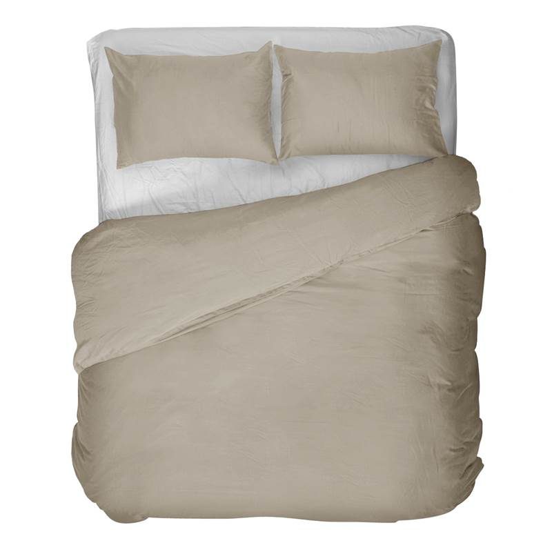 Kayori Otsu dekbedovertrek