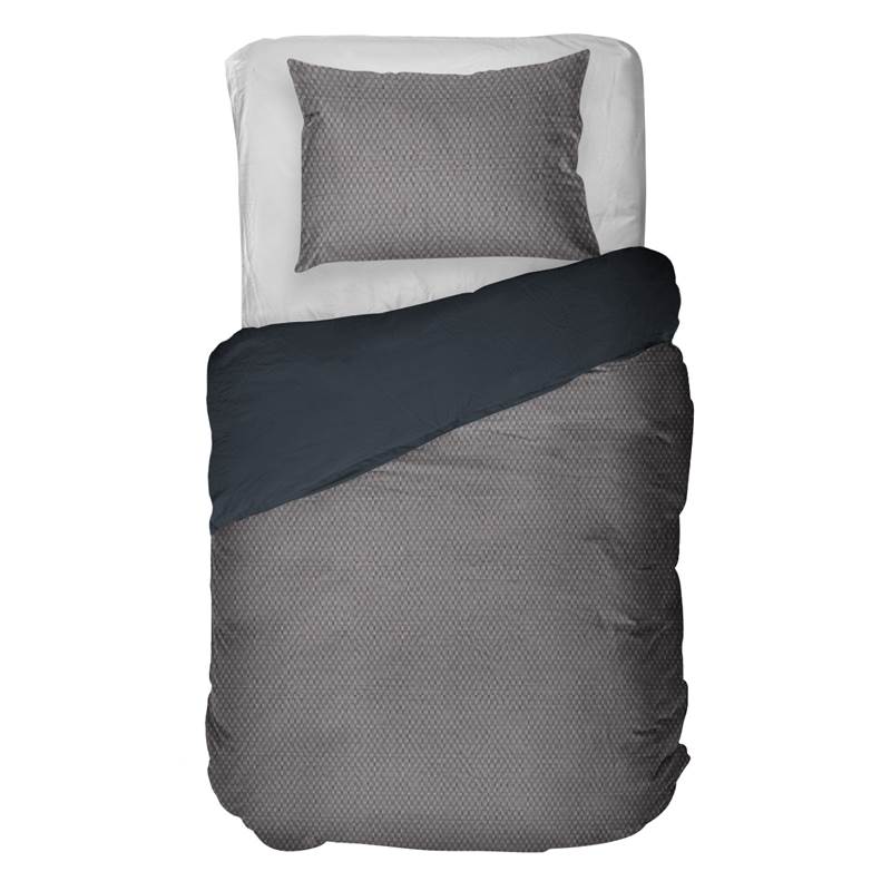 Kayori Satomi dekbedovertrek