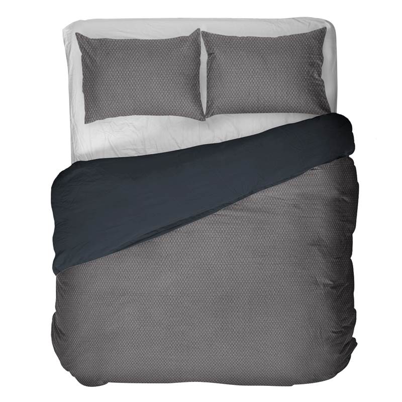 Kayori Satomi dekbedovertrek