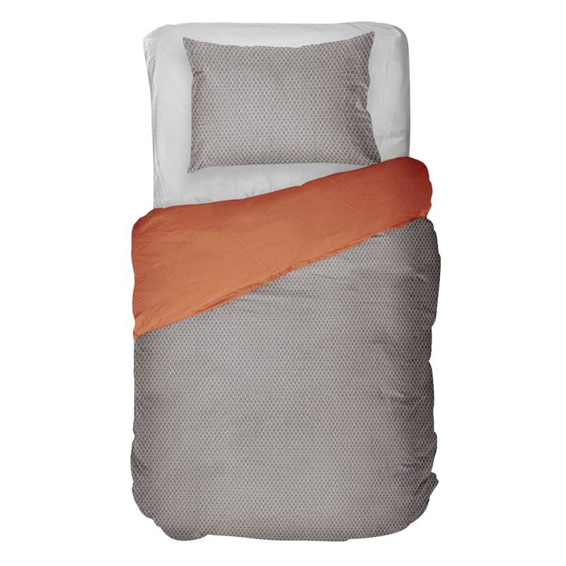 Kayori Satomi dekbedovertrek